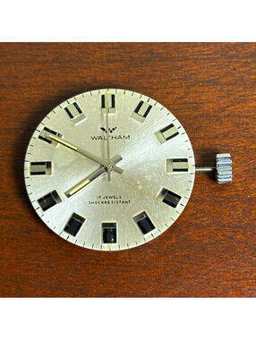 Vintage Waltham 17 Jewels Watch Movement & Dial Silver Sunburst 27.91mm RUNNING!